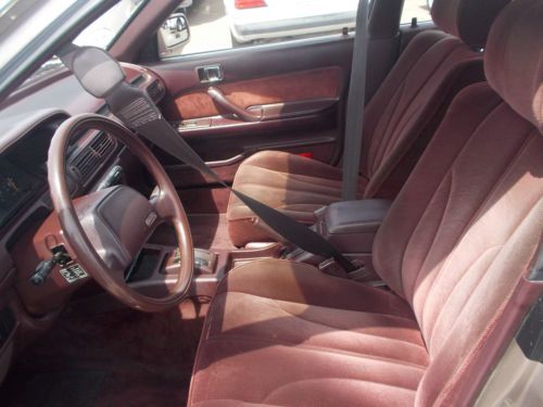 1988 Toyota Camry No Reserve, image 3