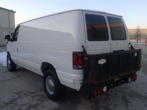 2006~e350~1 ton cargo van~liftgate~tommy gate~1 owner~only 24k miles!!!!!!!!!!!