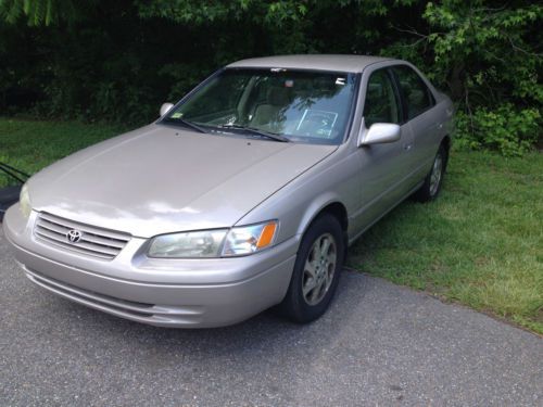 1999 toyota camry le sedan 4-door 3.0l - great running - no reserve!!