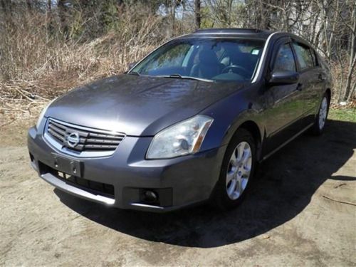 Wow ! only 25k miles! 2008 nissan maxima se loaded @ best offer!
