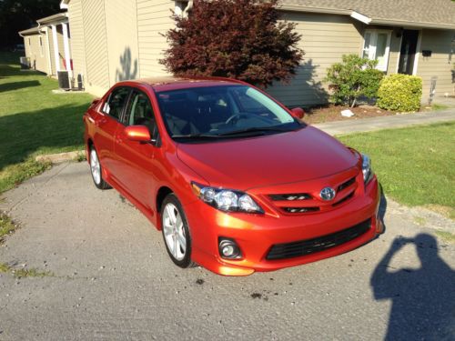 2013 toyota corolla s special edition sedan 4-door 1.8l