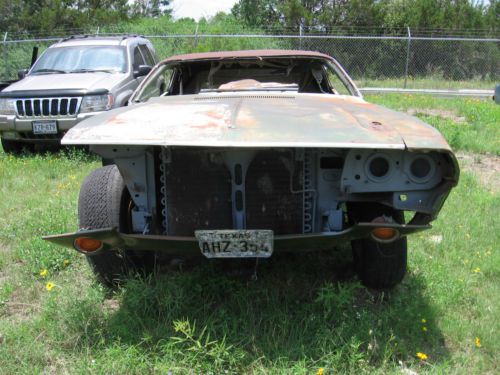 1971 dodge challenger ready for restoration.