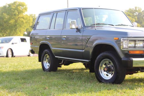 1988 Toyota Land Cruiser Base Sport Utility 4-Door 4.0L (FJ62), image 5