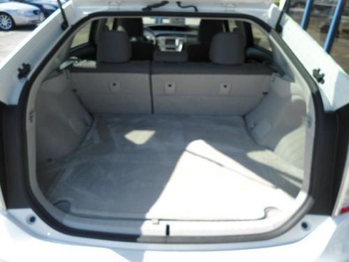 2012 toyota prius two