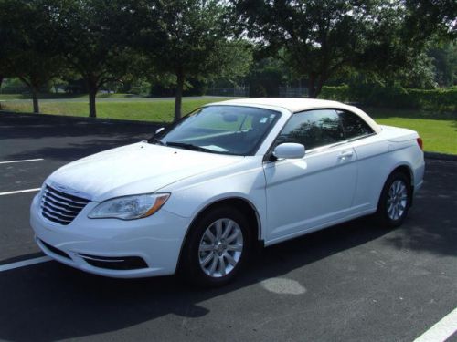 2011 chrysler 200 touring