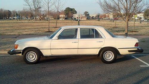 1980 mercedes 300sd good condition. engine runs great