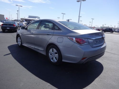 2012 hyundai sonata hybrid base