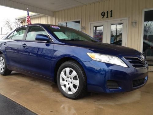 2010 Toyota Camry LE, image 6