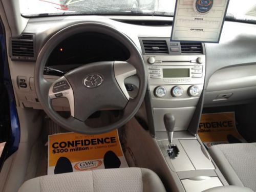 2010 Toyota Camry LE, image 16