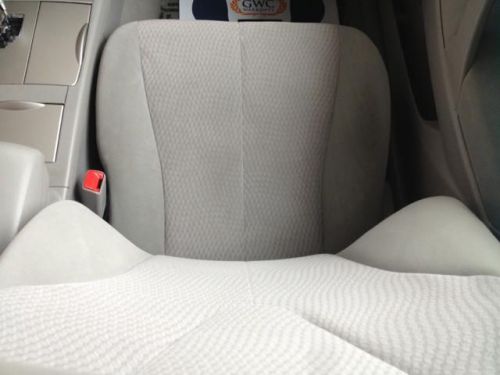 2010 Toyota Camry LE, image 22