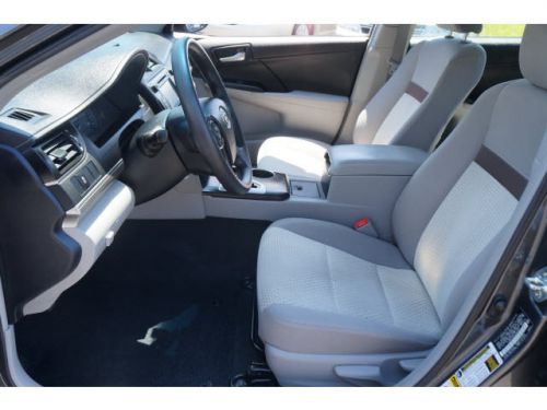 2013 toyota camry le