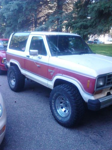 1984 ford bronco ii lifted mud truck