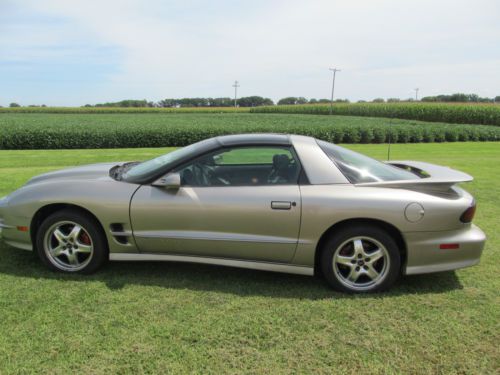 *must see*  2001 trans am  *priced to sell*