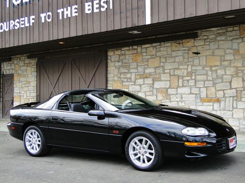 Ss z28 6-speed t-tops only 8k miles!!! leather, bose, all stock ls1 super sport