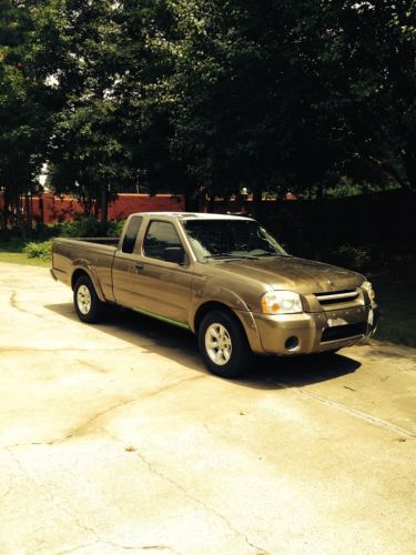 2002 nissan frontier xe extended cab pickup 2-door 2.4l