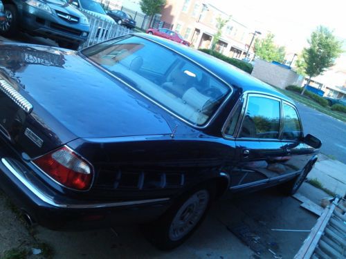 1998 jaguar vanden plas base sedan 4-door 4.0l