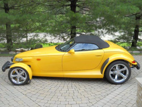 2002 chrysler prowler clean
