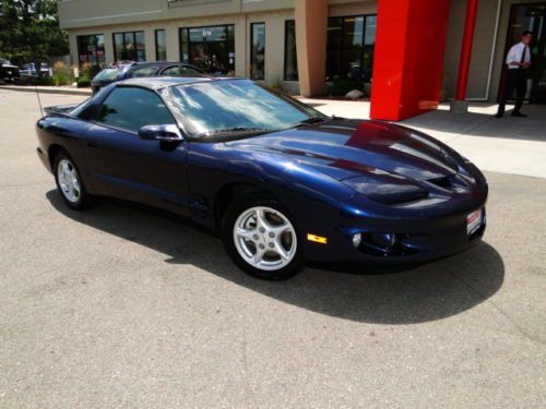 2001 pontiac firebird formula coupe 2-door 5.7l