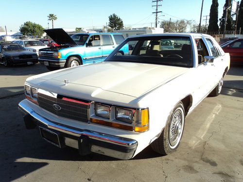 1989 ford ltd crown victoria lx sedan 4-door 5.0l, no reserve