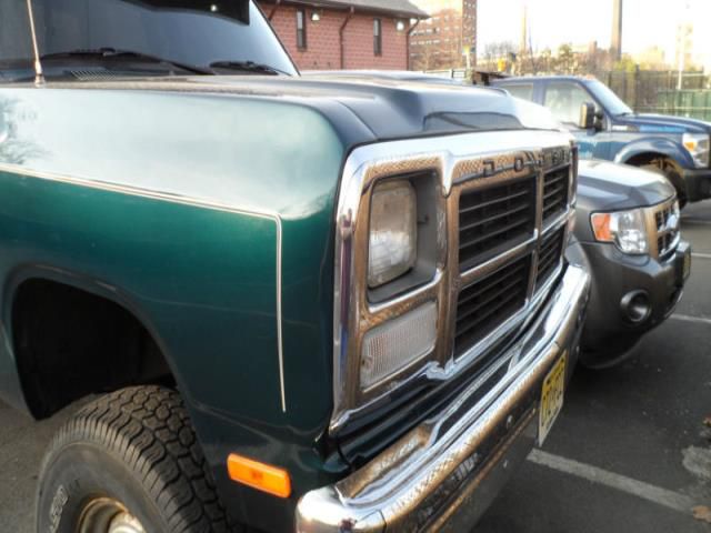 Dodge ram 2500 pickup