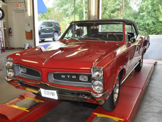 Pontiac: gto convertible coupe