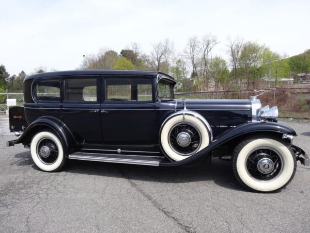 Cadillac: other seven-passenger limousine