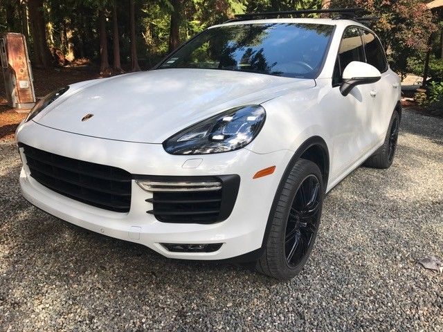 2016 porsche cayenne turbo awd