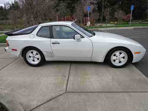 1986 Porsche 944 Turbo Coupe 5 Speed NO RESERVE SALE NO RESERVE NO RESERVE, image 5