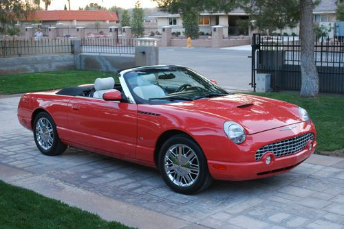 2003 ford thunderbird "007" james bond edition