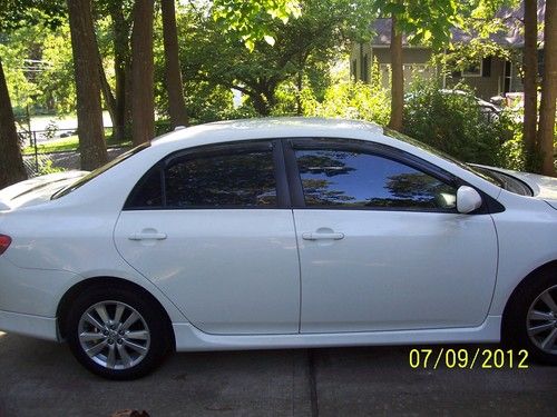 2009 toyota corolla s sedan 4-door 1.8l