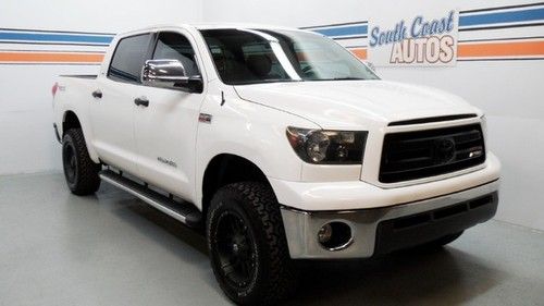 5.7l v8 4x4 crewmax navigation leather lifted warranty we finance