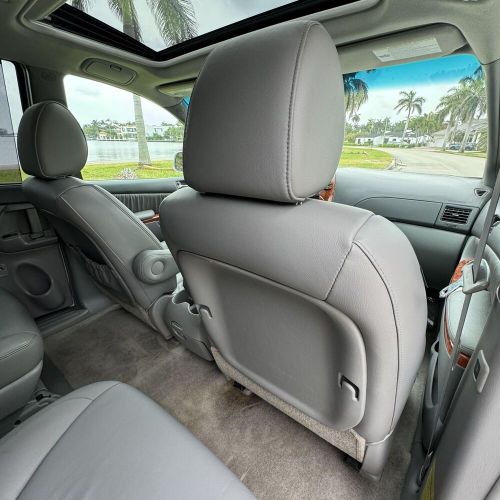 2010 Toyota Sienna XLE CLEAN CARFAX NON SMOKER LOW MILES HONDA, US $12,999.00, image 12