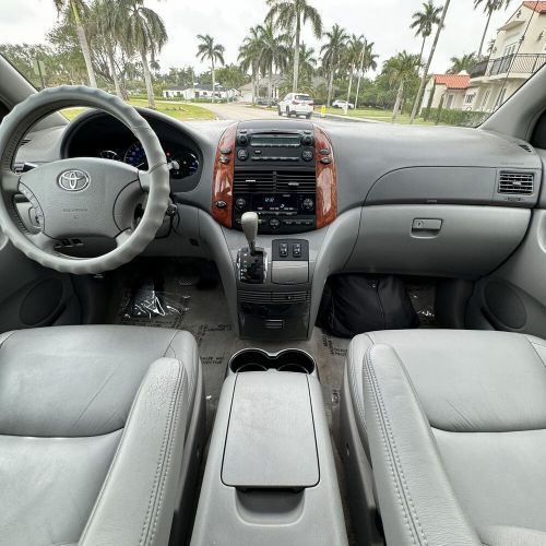 2010 Toyota Sienna XLE CLEAN CARFAX NON SMOKER LOW MILES HONDA, US $12,999.00, image 23