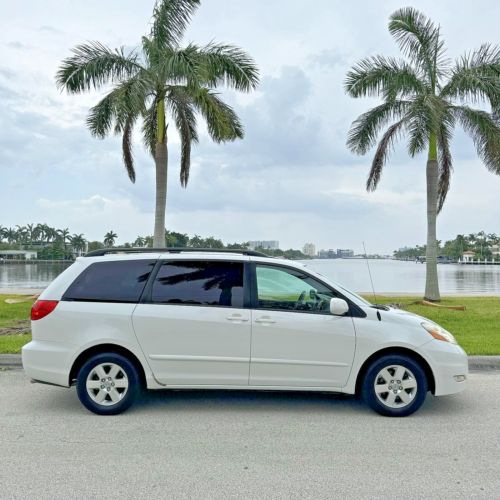 2010 Toyota Sienna XLE CLEAN CARFAX NON SMOKER LOW MILES HONDA, US $12,999.00, image 40