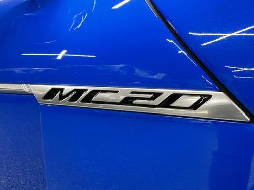 2022 maserati mc20 coupe 2d