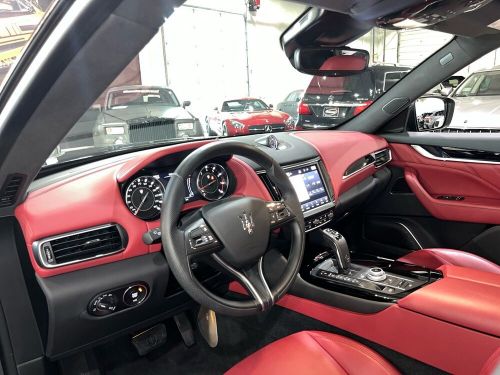 2022 maserati levante nerissimo modena pkg $96k msrp