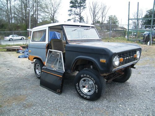 1974 ford bronco 4x4 v8 automatic hard top