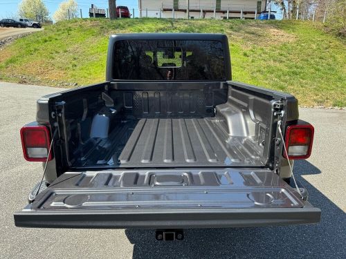 2024 Jeep Gladiator Sport S, US $45,588.00, image 4