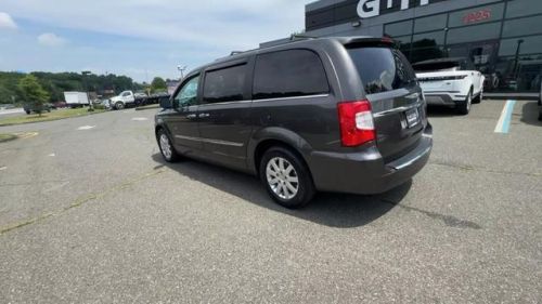 2015 chrysler town &amp; country touring minivan 4d
