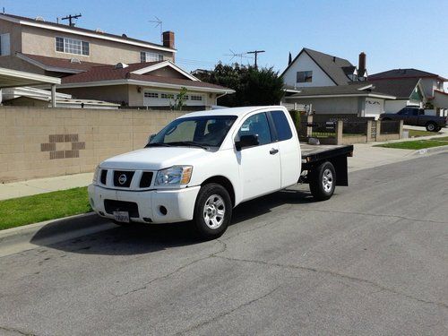 2005 nissan titan xe custom 4 work 7ft flatbed