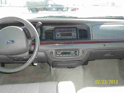 2011 Ford Crown Victoria LX Sedan 4-Door 4.6L Leather, US $13,900.00, image 5