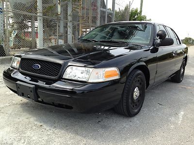 P71 police interceptor crown vic cop car cruiser cop - full back seat - clean!