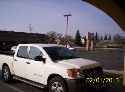 2008 nissan titan xe crew cab pickup 4-door 5.6l