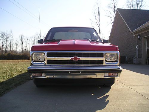 1985 s-10 regular cab------short bed