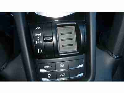 ONLY 9,500 MILES NEVER REGISTERED DEMO CAR, US $57,881.00, image 15