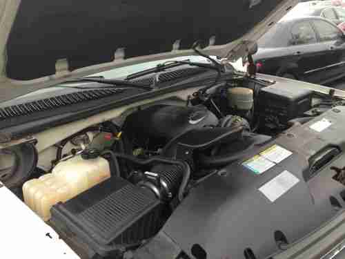 2001 Chevrolet Silverado 2500 LS Extended Cab Pickup 4-Door 6.0L, image 12