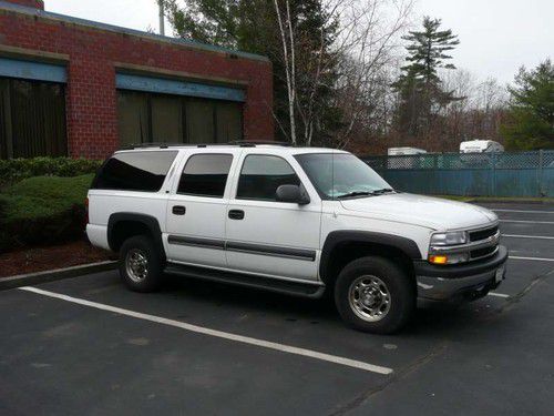 2002 chevrolet suburban 2500 lt sport utility 4-door 8.1l