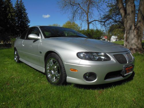 2004 pontiac gto base coupe 2-door 5.7l