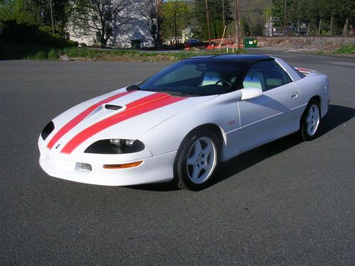 1997 chevrolet camaro z28 ss 30th anniversary edition coupe 2-door 5.7l