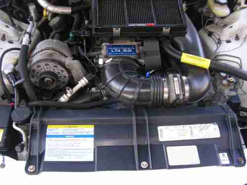 1997 Chevrolet Camaro Z28 SS 30th Anniversary Edition Coupe 2-Door 5.7L, image 19